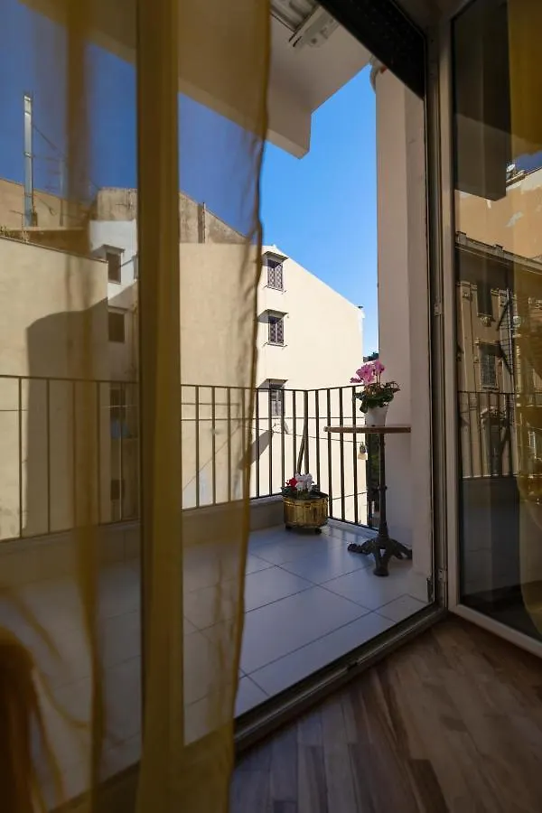 パレルモ Ai Bastioni Del Massimo Bed & Breakfast