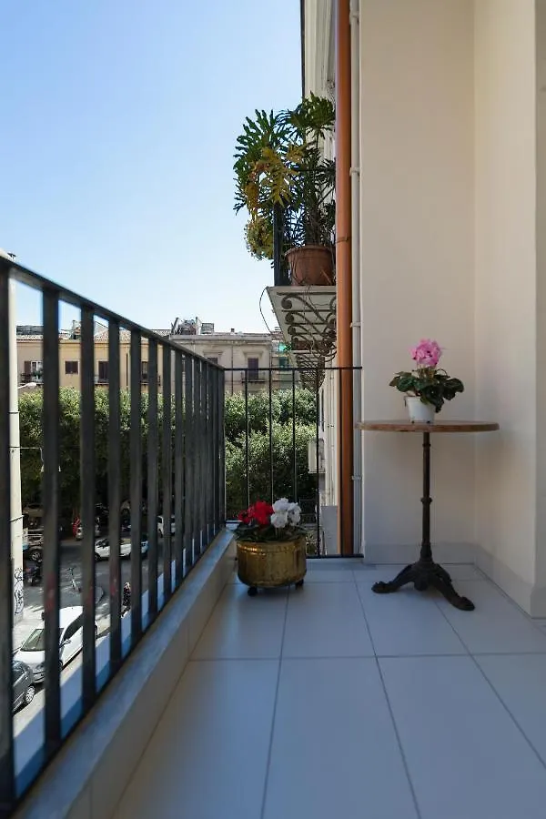 パレルモ Ai Bastioni Del Massimo Bed & Breakfast 0*,  イタリア