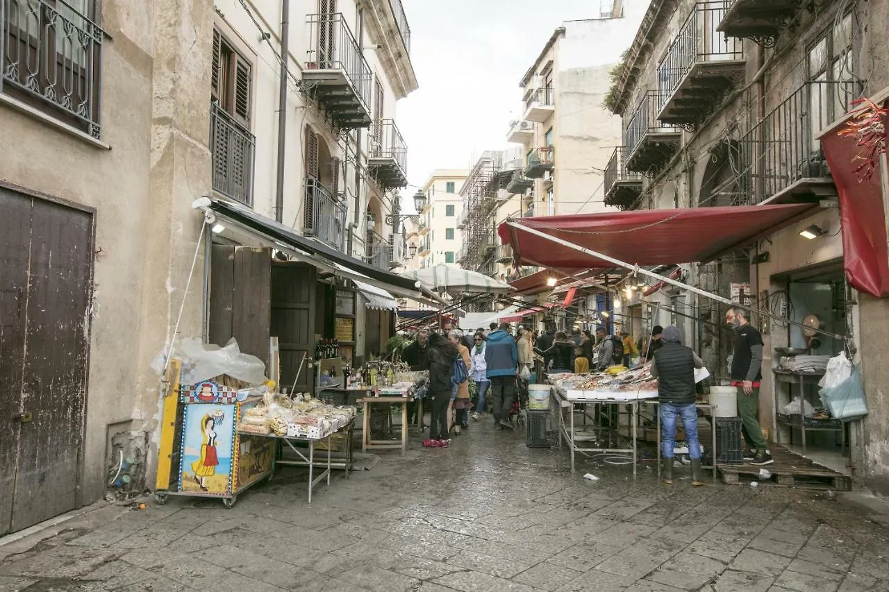 パレルモ Ai Bastioni Del Massimo Bed & Breakfast 0*,